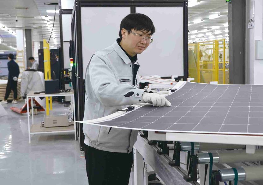 Jiangsu X-solar Green Building Technology Co., Ltd. linea di produzione del fabbricante