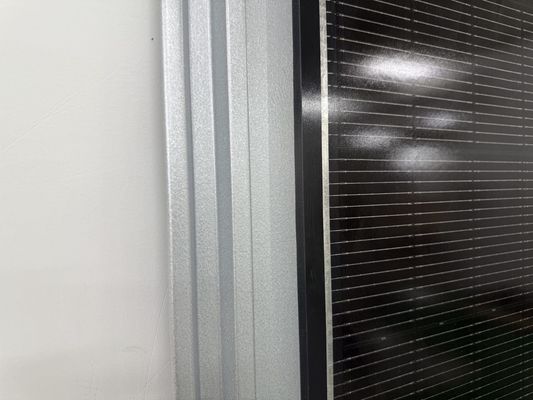 Serra BIPV Teresina solare Potenza elettrica 520W Voltaggio di esercizio 39,68 V